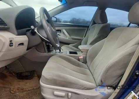 2009 Toyota Camry Base z USA, uszkodzony, nr VIN 4T4BE46K89R064238